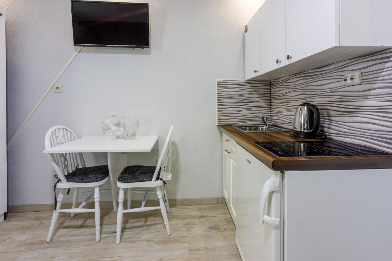 Apartments And Room Art Crikvenica Exterior photo