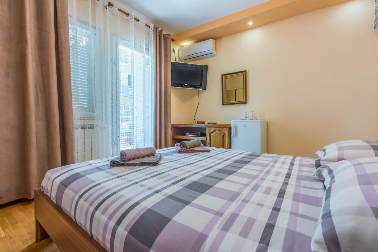 Apartments And Room Art Crikvenica Exterior photo