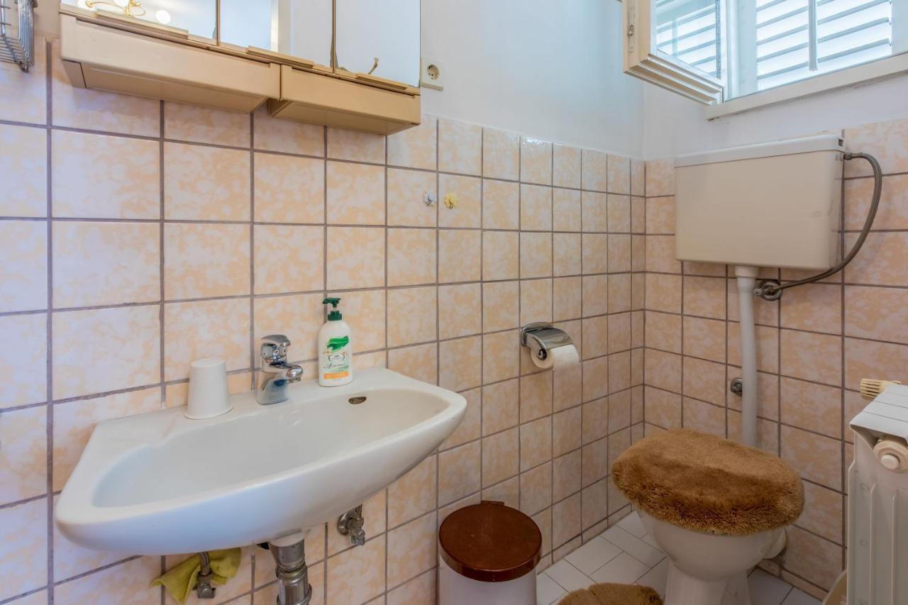 Apartments And Room Art Crikvenica Exterior photo