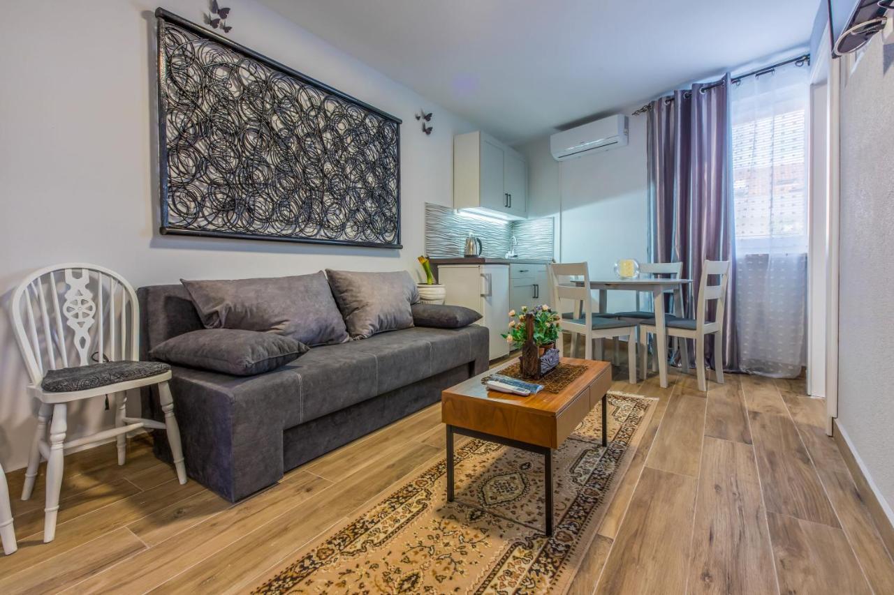 Apartments And Room Art Crikvenica Exterior photo