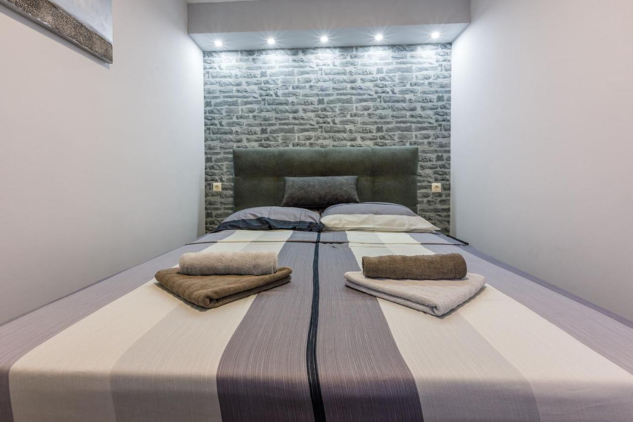 Apartments And Room Art Crikvenica Exterior photo