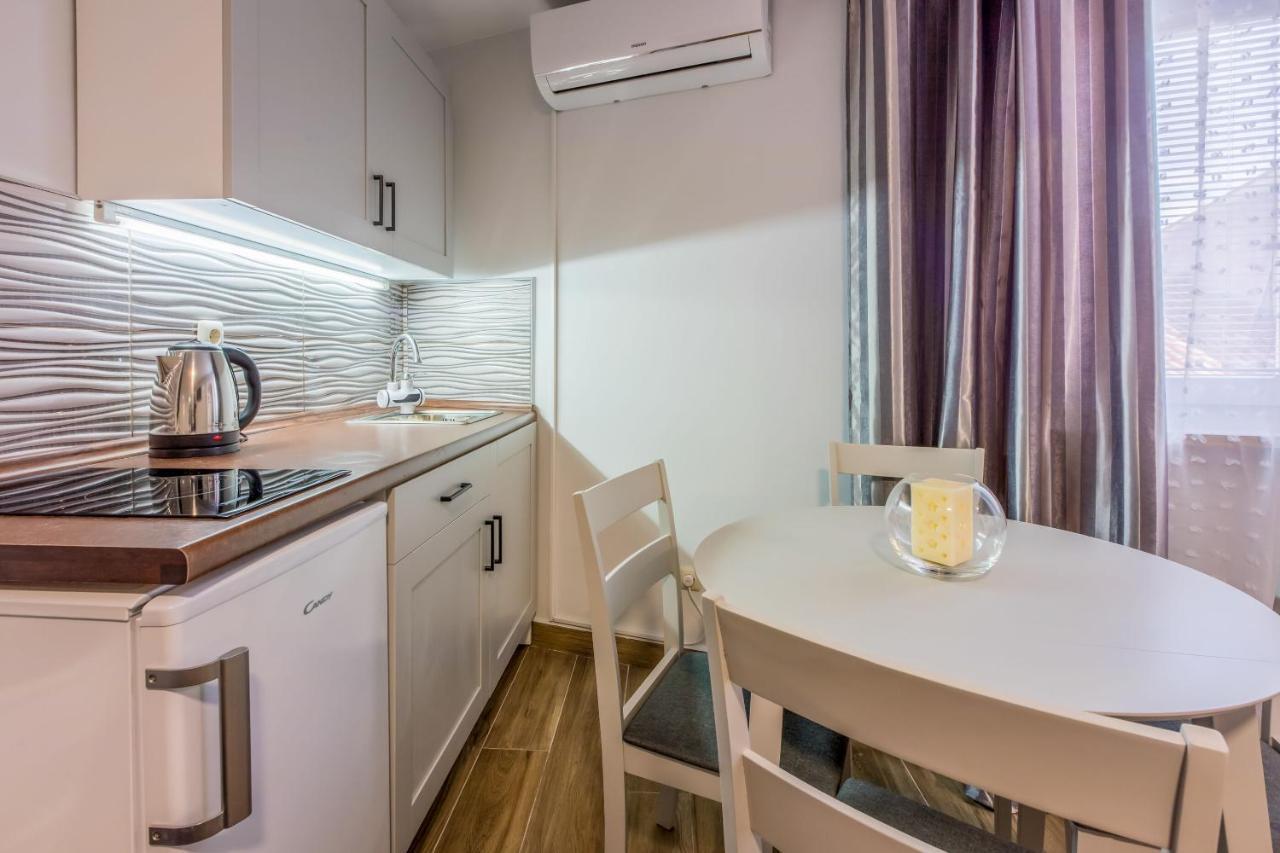 Apartments And Room Art Crikvenica Exterior photo
